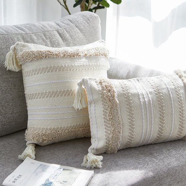 Trendy boho cushion cover with tassels